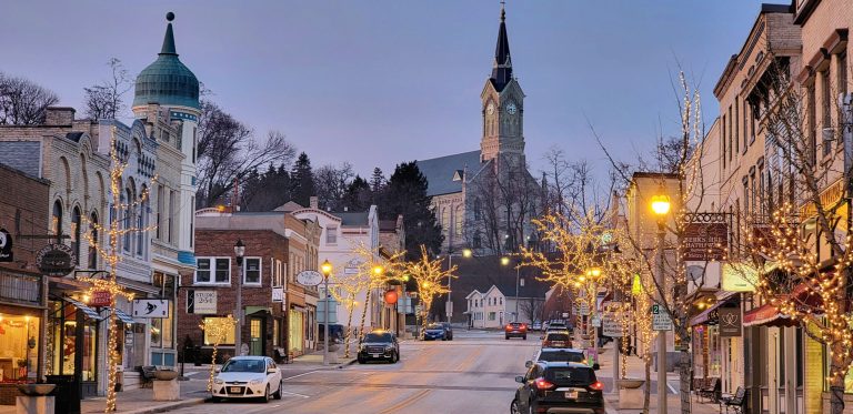 Hotels in Port Washington WI | You’ll Love Grace Adventure House